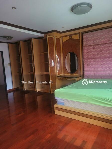 ขาย - Baan Royal Nakarin Villa : บ้านรอยัลนครินทร์วิลล่า, กรุงเทพ