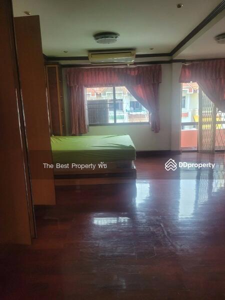 ขาย - Baan Royal Nakarin Villa : บ้านรอยัลนครินทร์วิลล่า, กรุงเทพ