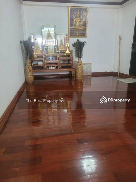 For Sale - Baan Royal Nakarin Villa, Bangkok