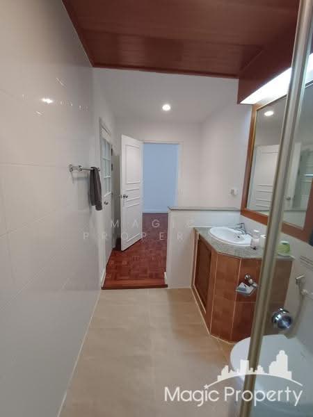 Nichada Thani, Nonthaburi, Soi Prasert Islam, Bang Talat, Pak Kret, Nonthaburi, 4 Bedrooms, 332 sqm, Single Detached House For Sale, by Magic Property, 11877550 - DDproperty.com