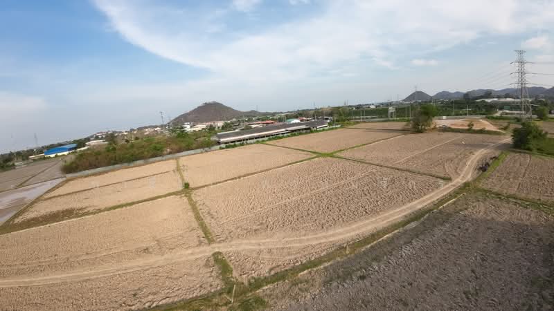 ขาย ที่ดินสวยใกล้เมืองในจังหวัดราชบุรี เพียง 2 กม. ติดถนน 3208 (ทางไปสวนผึ้ง), ราชบุรี, 8641 3208, เจดีย์หัก, เมืองราชบุรี, ราชบุรี, 30,624 ตร.ม., ที่ดิน ขาย, โดย ชารียา พรหมจักร, 11877584 - DDproperty.com