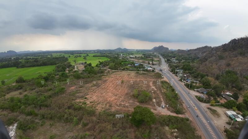 ขาย - ขายที่ดินปากท่อ 19 ไร่ ติดถนน3206 ใกล้ปั๊ม-ชุมชน บรรยากาศดี หน้ากว้าง เหมาะลงทุน !, ราชบุรี