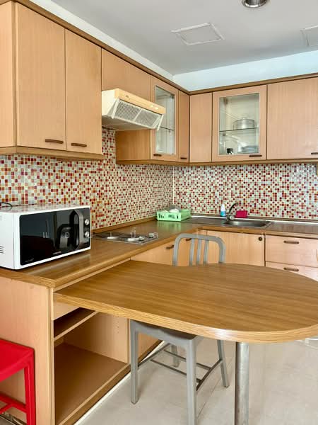 The Royal Place 2, Bangkok, 6-6/429 Soi Mahatlek Luang 2, Lumphini, Pathum Wan, Bangkok, 1 Bedroom, 68 sqm, Condo For Rent, by แอ๊ปเปิ้ล ไคล์น, 11877689 - DDproperty.com