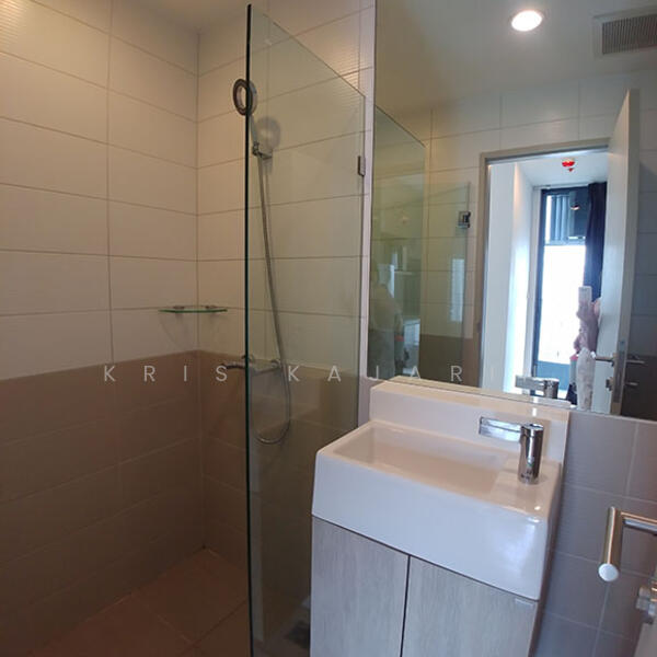 IDEO Q Chula - Samyan, Bangkok, 660-662 Rama 4 Road, Maha Phrutharam, Bang Rak, Bangkok, Studio, 24 sqm, Condo For Rent, by Kris Kajarin, 11877702 - DDproperty.com