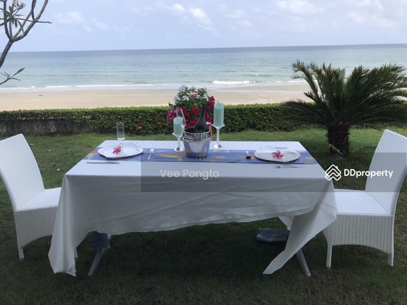For Sale - Modern Luxury Beachfront Property in Bang Saphan, Prachuap Khiri Khan