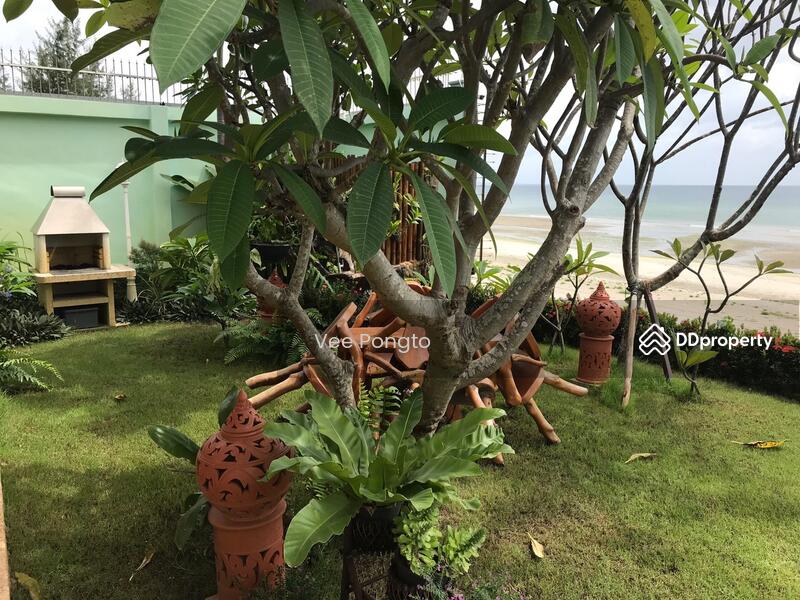For Sale - Modern Luxury Beachfront Property in Bang Saphan, Prachuap Khiri Khan