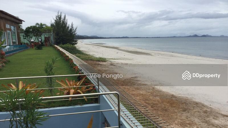 For Sale - Modern Luxury Beachfront Property in Bang Saphan, Prachuap Khiri Khan