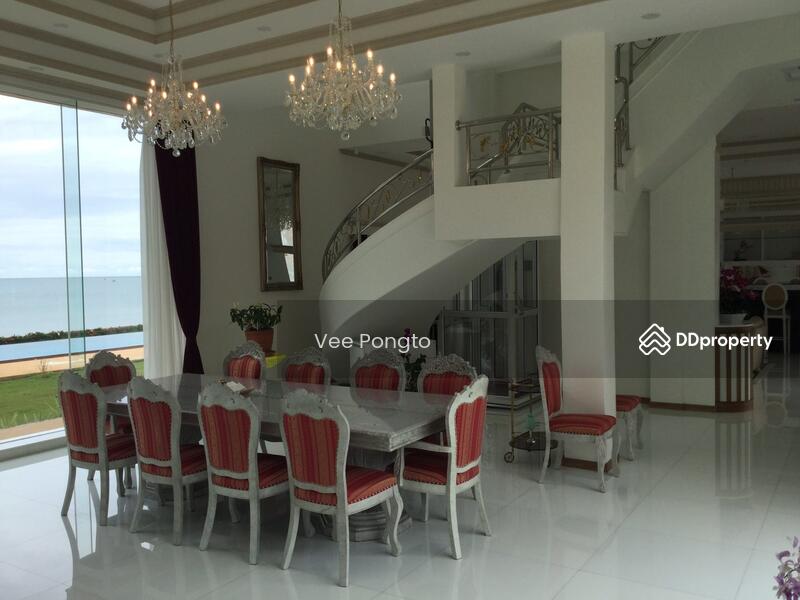 For Sale - Modern Luxury Beachfront Property in Bang Saphan, Prachuap Khiri Khan