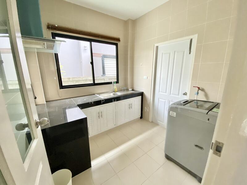 Vararom Premium City Hall, Chiang Mai, San Phi Sua, Muang Chiang Mai, Chiang Mai, 3 Bedrooms, 139 sqm, Single Detached House For Rent, by Kanphakpim Chiangmai Nice Home, 11877921 - DDproperty.com