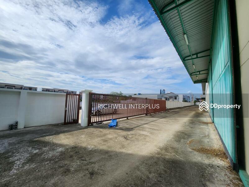 For Rent - ให้เช่าโกดัง/โรงงานติดถนนใหญ่ถ.บางบัวทอง-สุพรรณบุรีกม.3 พื้นที่ 4,200 ตรม. อ.บางบัวทอง, Nonthaburi