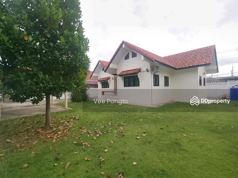 ขาย - House 2 Bedrooms for Rent and Sale with Big Garden Soi 94, ประจวบคีรีขันธ์