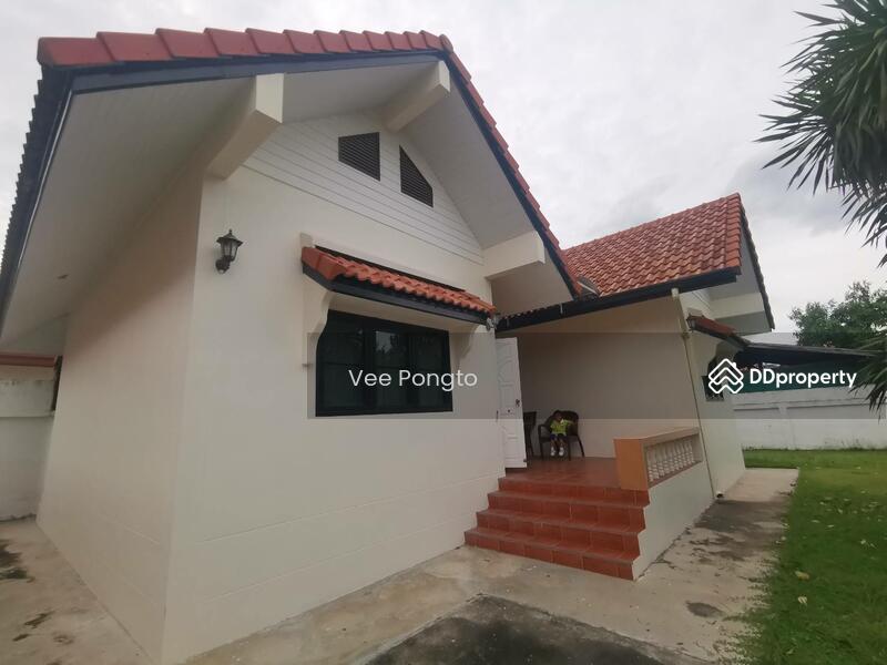 ขาย - House 2 Bedrooms for Rent and Sale with Big Garden Soi 94, ประจวบคีรีขันธ์
