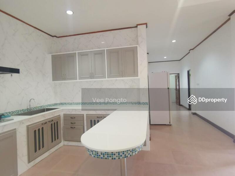 ขาย - House 2 Bedrooms for Rent and Sale with Big Garden Soi 94, ประจวบคีรีขันธ์
