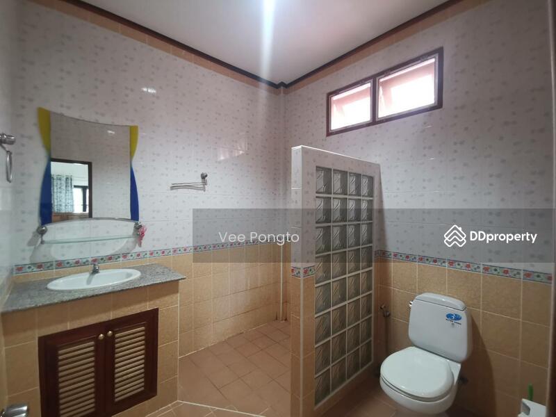 ขาย - House 2 Bedrooms for Rent and Sale with Big Garden Soi 94, ประจวบคีรีขันธ์