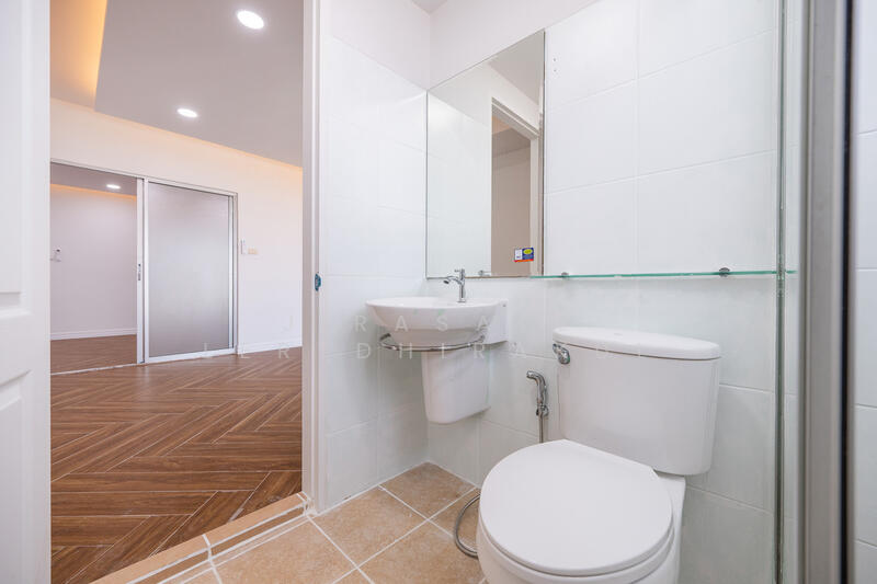 Supalai Park Srinakarin, Bangkok, 688 Srinakarin Road, Nong Bon, Prawet, Bangkok, 1 Bedroom, 51 sqm, Condo For Sale, by Jirasate Lertdhirakul, 11879038 - DDproperty.com