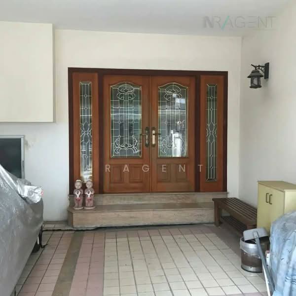 Baan Klang Krung Grande Vienna Rama 3, Bangkok, Rama 3 Road, Bang Pong Pang, Yan Nawa, Bangkok, 3 Bedrooms, 235 sqm, Townhouse For Sale, by NRagent, 11879090 - DDproperty.com