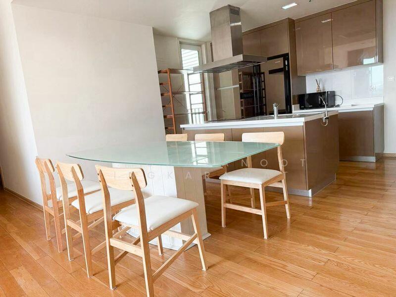 Siri At Sukhumvit, Bangkok, 902 Sukhumvit Road, Phra Kanong, Khlong Toei, Bangkok, 3 Bedrooms, 100 sqm, Condo For Rent, by Ms. Chayanoot Pingkarawat, 11879227 - DDproperty.com