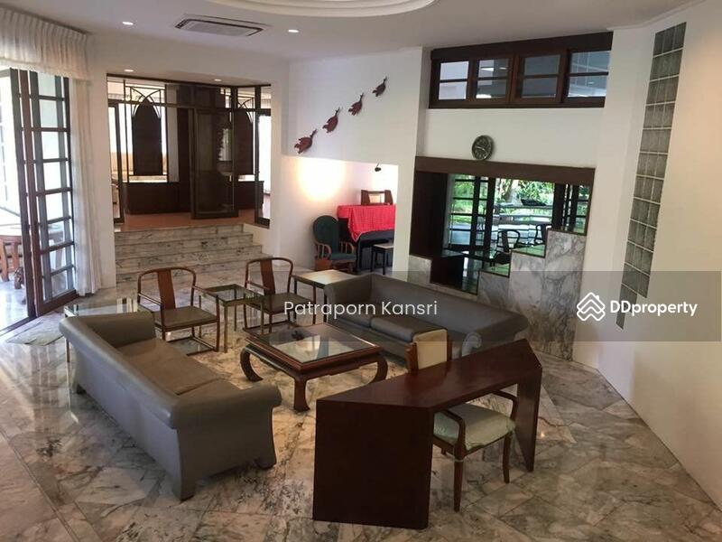 For Rent - 4-Br House near BTS Phra Khanong (817893), Bangkok