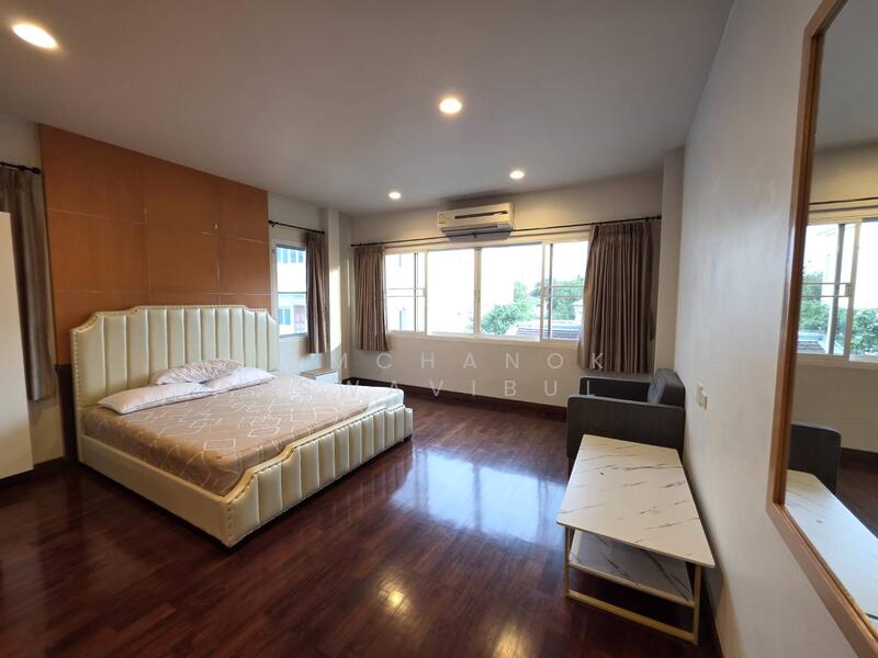 Panya Pattanakarn Village, Bangkok, Soi Phatthanakarn 30, Suan Luang, Suan Luang, Bangkok, 5 Bedrooms, 500 sqm, Single Detached House For Rent, by Jomchanok Aswavibul, 11879715 - DDproperty.com