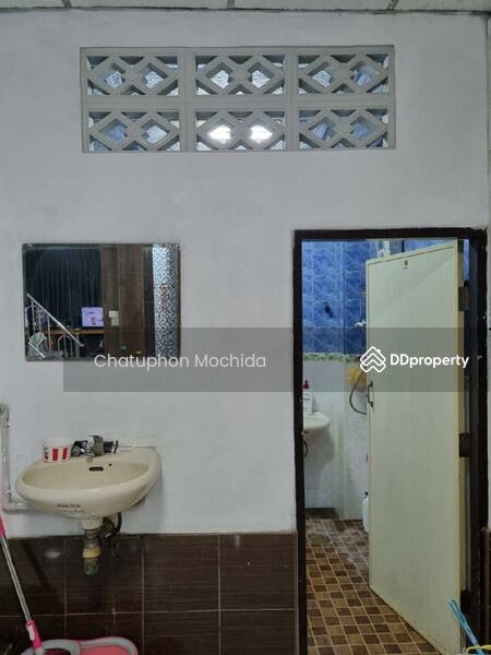 For Sale - 2-Br Townhouse near MRT Ministry of Public Health, Nonthaburi