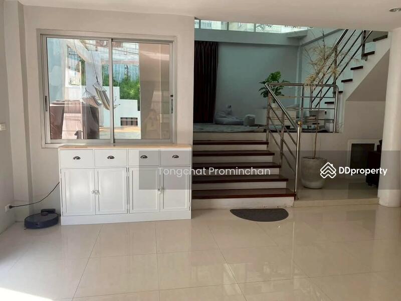 For Rent - Commercial building for rent, On Nut, Phra Khanong, Bang Chak, Bangkok