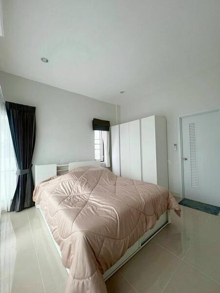 ให้เช่าบ้านแฝดใหม่ ม.น็อตติ้งฮิลล์ ปลวกแดง-วังแขยง, Rayong, Pluak Daeng, Rayong, 2 Bedrooms, 120 sqm, Single Detached House For Rent, by Dusit Saengfa, 11880441 - DDproperty.com