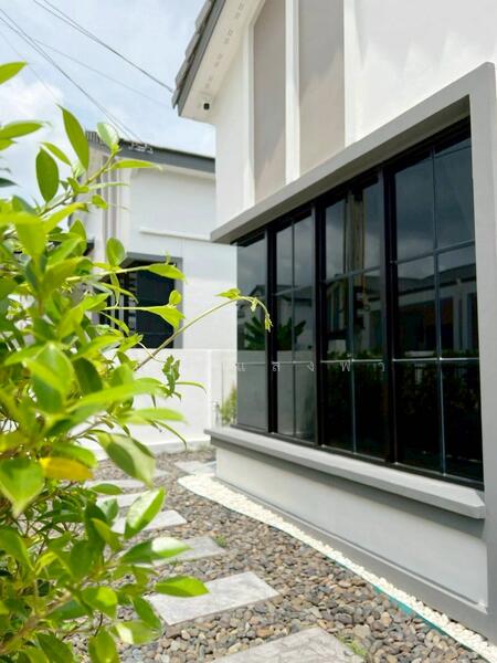 ให้เช่าบ้านแฝดใหม่ ม.น็อตติ้งฮิลล์ ปลวกแดง-วังแขยง, Rayong, Pluak Daeng, Rayong, 2 Bedrooms, 120 sqm, Single Detached House For Rent, by Dusit Saengfa, 11880441 - DDproperty.com