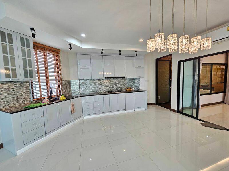 ขายบ้านเดี่ยวหลังมุม ม.อนัญญาการ์เด้นท์ฮิลล์ หนองมน บางแสน, Chon Buri (Pattaya), Saen Suk, Muang Chon Buri, Chon Buri (Pattaya), 3 Bedrooms, 240 sqm, Single Detached House For Sale, by Dusit Saengfa, 11880510 - DDproperty.com