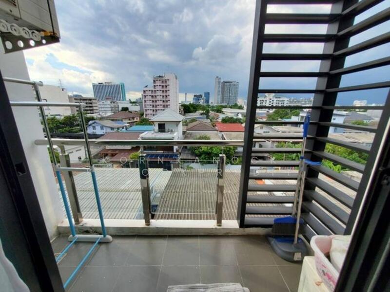 Chateau In Town Ratchada 20-2, Bangkok, รัชดาภิเษก ถนนสุทธิสารวินิจฉัย, Samsen Nok, Huai Khwang, Bangkok, 1 Bedroom, 25 sqm, Condo For Rent, by Kornkanock Kanockpradit, 11880534 - DDproperty.com