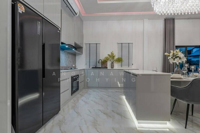 For Sale 2-storey pool villa Luxury slats with private pool, Chon Buri (Pattaya), Na Kloe, Bang Lamung (Pattaya), Chon Buri (Pattaya), 5 Bedrooms, 250 sqm, Single Detached House For Sale, by Angsanawee Phrohying, 11880942 - DDproperty.com