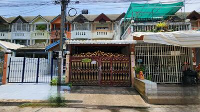 ขาย - Baan Manorom 4 Leab Klong 2 : บ้านมโนรมย์ 4 เลียบคลองสอง, กรุงเทพ