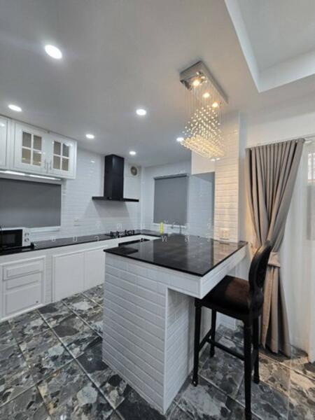 พาร์คเวย์ ชาเล่ต์ รามคำแหง 190/1, Bangkok, 1 รามคำแหง, Min Buri, Min Buri, Bangkok, 3 Bedrooms, 250 sqm, Single Detached House For Rent, by รัตนฉัตร์ ชยานันท์สิริภัค, 11881087 - DDproperty.com