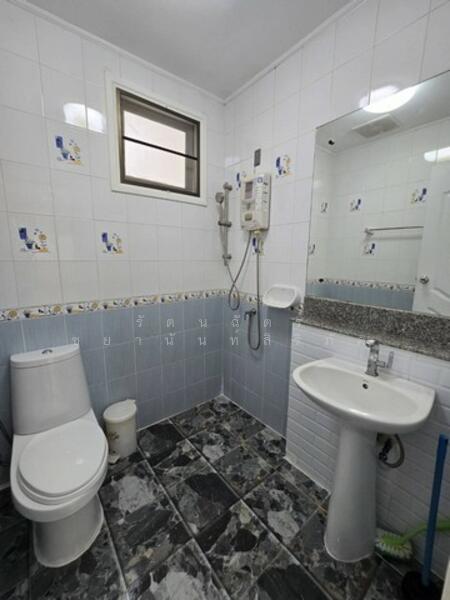 พาร์คเวย์ ชาเล่ต์ รามคำแหง 190/1, Bangkok, 1 รามคำแหง, Min Buri, Min Buri, Bangkok, 3 Bedrooms, 250 sqm, Single Detached House For Rent, by รัตนฉัตร์ ชยานันท์สิริภัค, 11881087 - DDproperty.com