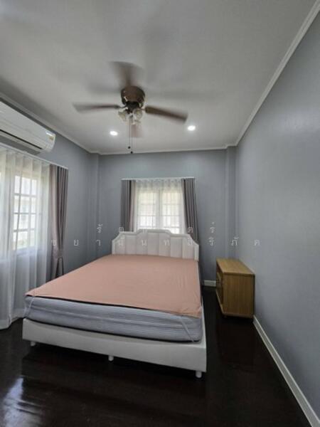 พาร์คเวย์ ชาเล่ต์ รามคำแหง 190/1, กรุงเทพ, 1 รามคำแหง, มีนบุรี, มีนบุรี, กรุงเทพ, 250 ตร.ม., บ้านเดี่ยว ให้เช่า, โดย รัตนฉัตร์ ชยานันท์สิริภัค, 11881087 - DDproperty.com