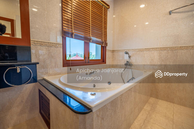 For Rent - Timeless Classic 4-Bedroom Villa for Rent, in Laguna Cherngtalay, Phuket