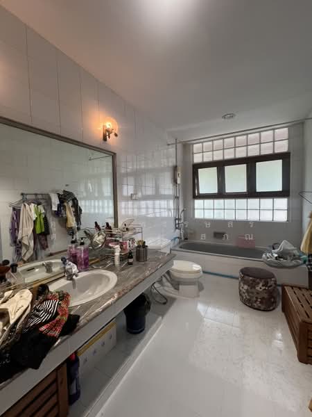 Baan Fueang Fa Happy Land, Bangkok, นวมินทร์, Khlong Chan, Bang Kapi, Bangkok, 4 Bedrooms, 350 sqm, Single Detached House For Sale, by คุณวรพรรษสร ศศิโรจน์โสภณ, 11881114 - DDproperty.com