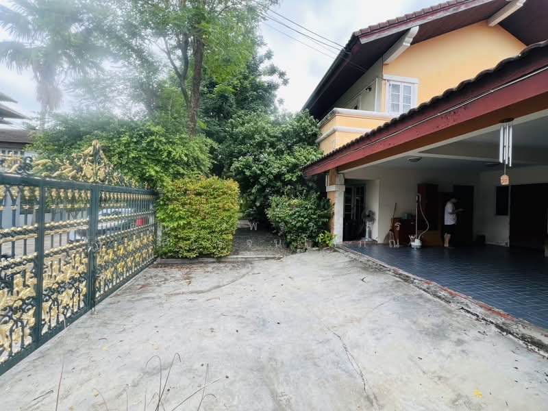 Baan Fueang Fa Happy Land, Bangkok, นวมินทร์, Khlong Chan, Bang Kapi, Bangkok, 4 Bedrooms, 350 sqm, Single Detached House For Sale, by คุณวรพรรษสร ศศิโรจน์โสภณ, 11881114 - DDproperty.com