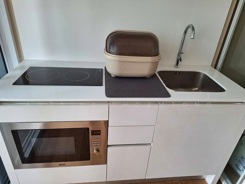 The Saint Residences Ladprao, Bangkok, 588 Vibhavadi-Rangsit Road, Jom Phon, Chatuchak, Bangkok, 1 Bedroom, 31 sqm, Condo For Rent, by Auttika Phormtong, 11881148 - DDproperty.com