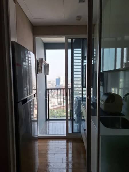 The Saint Residences Ladprao, Bangkok, 588 Vibhavadi-Rangsit Road, Jom Phon, Chatuchak, Bangkok, 1 Bedroom, 31 sqm, Condo For Rent, by Auttika Phormtong, 11881148 - DDproperty.com
