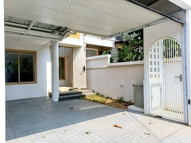 Watket, Chiang Mai, Wat Khet, Muang Chiang Mai, Chiang Mai, 2 Bedrooms, 140 sqm, Townhouse For Rent, by วุฒิภัทร มิ่งคำ, 11881370 - DDproperty.com