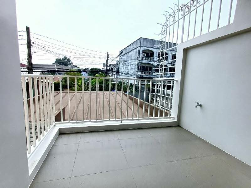 Watket, Chiang Mai, Wat Khet, Muang Chiang Mai, Chiang Mai, 2 Bedrooms, 140 sqm, Townhouse For Rent, by วุฒิภัทร มิ่งคำ, 11881370 - DDproperty.com