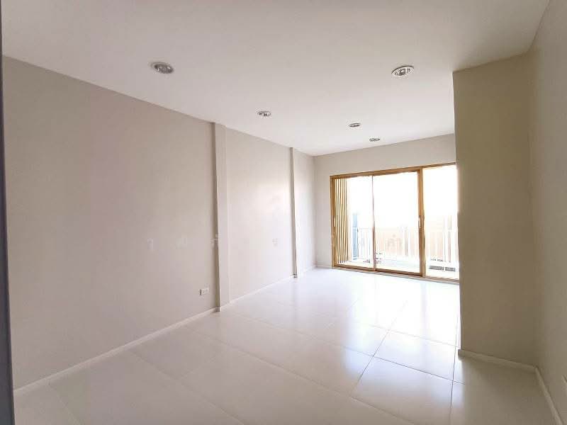 Watket, Chiang Mai, Wat Khet, Muang Chiang Mai, Chiang Mai, 2 Bedrooms, 140 sqm, Townhouse For Rent, by วุฒิภัทร มิ่งคำ, 11881370 - DDproperty.com