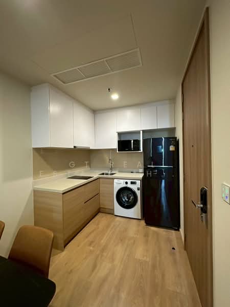 Noble Around Sukhumvit 33, Bangkok, 17 Soi Sukhumvit 33, Khlong Tan Nua, Watthana, Bangkok, 2 Bedrooms, 54 sqm, Condo For Rent, by GT Real Estate Thailand, 11881688 - DDproperty.com