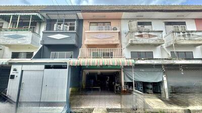 ขาย - อาคารพาณิชย์ 3 ชั้น ซอยวัดเวฬุวนาราม 16 - บูรพาวิลล่า 12 ดอนเมือง, กรุงเทพ