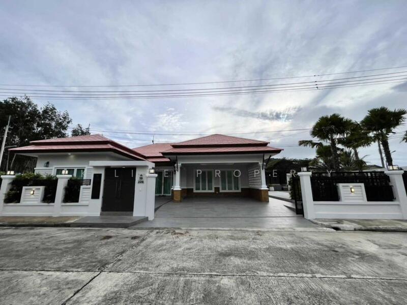 2R0884 Pool villa for rent 4 bedroom 5 bathroom 200,000/month at cherngtalay have fully furnished, Phuket, Choeng Thale, Thalang, Phuket, 4 Bedrooms, 400 sqm, Villa For Rent, by PK LIFE Property, 11881904 - DDproperty.com