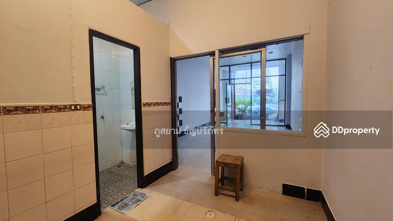 For Sale - Pattanakarn Life Complex, Bangkok