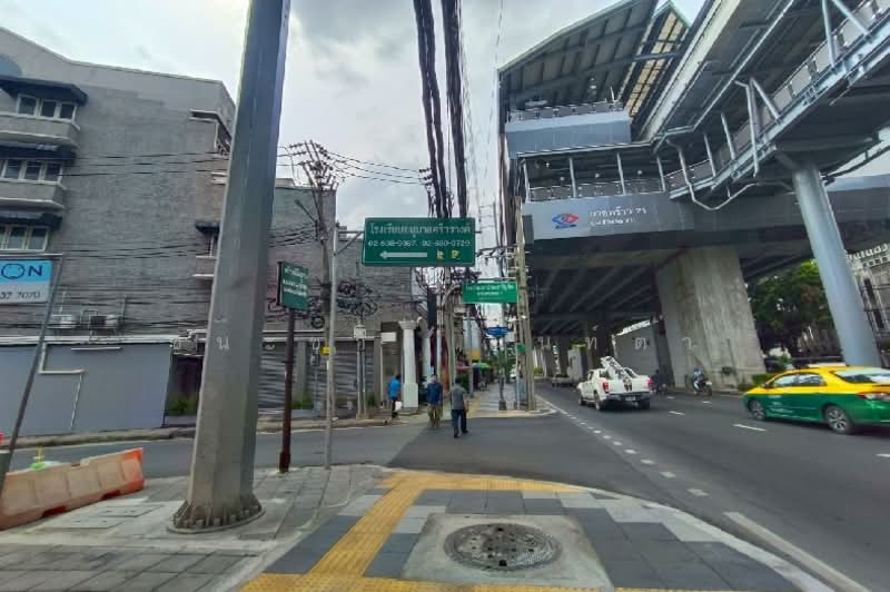 ที่ดินพร้อมบ้าน ซอยลาดพร้าว 69 (ซอยทำเนียม), กรุงเทพ, ลาดพร้าว, วังทองหลาง, วังทองหลาง, กรุงเทพ, 175 ตร.ม., บ้านเดี่ยว ขาย, โดย ชนะชาติ นนท์ตา, 11883088 - DDproperty.com