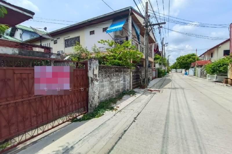 ที่ดินพร้อมบ้าน ซอยลาดพร้าว 69 (ซอยทำเนียม), Bangkok, ลาดพร้าว, Wang Thonglang, Wang Thonglang, Bangkok, 2 Bedrooms, 175 sqm, Single Detached House For Sale, by ชนะชาติ นนท์ตา, 11883088 - DDproperty.com