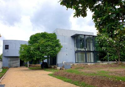 ขาย - บ้านพร้อมที่ดินซอยลาดพร้าว 71 สังคมสังเคราะห์ 6, กรุงเทพ