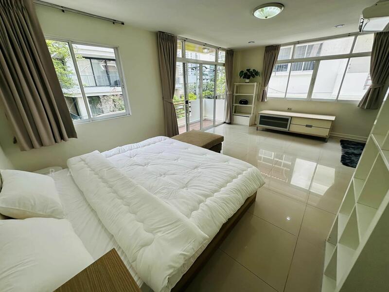 townhome sukhumvit 31, Bangkok, สุขุมวิท 31, Khlongtoei Nua, Watthana, Bangkok, 5 Bedrooms, 400 sqm, Townhouse For Rent, by TREBA - Ratthanatorn (Jenny), 11883390 - DDproperty.com
